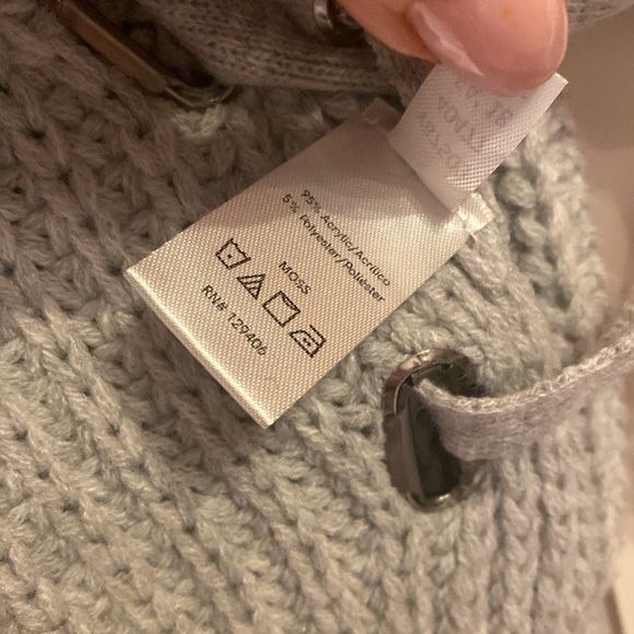 New without tags Venus sweater grey vneck - Picture 4 of 7